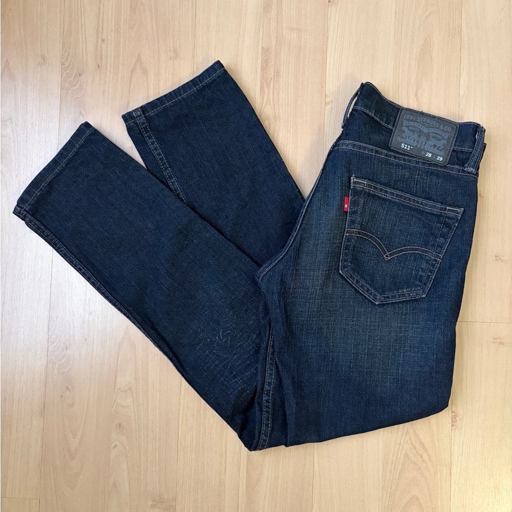EUC Levi's 511 Jeans Dark Rinse 28 W x 29 L